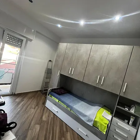 Nathan House, Tuscolana * Roma